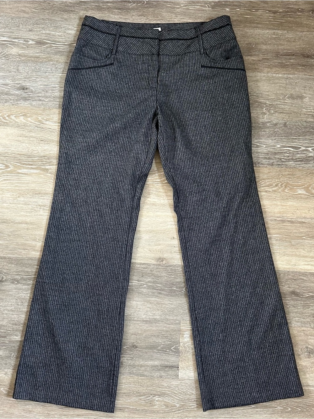 Women’s studio 253 gray striped wide leg pants Sz 14